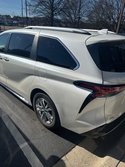 2021 Toyota Sienna Platinum 7 Passenger