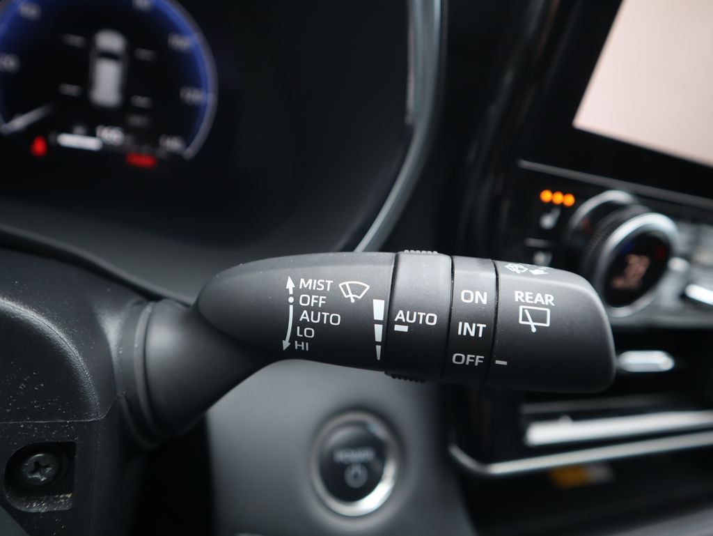 2024 Toyota Highlander Hybrid Platinum