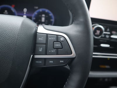 2024 Toyota Highlander Hybrid Platinum