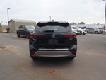 2024 Toyota Highlander Hybrid Platinum
