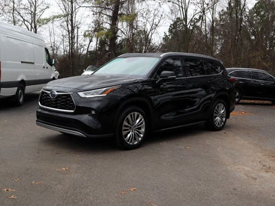 2024 Toyota Highlander Hybrid Platinum