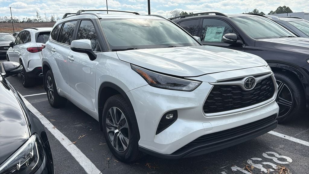 2023 Toyota Highlander L