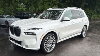2025 BMW X7 xDrive40i