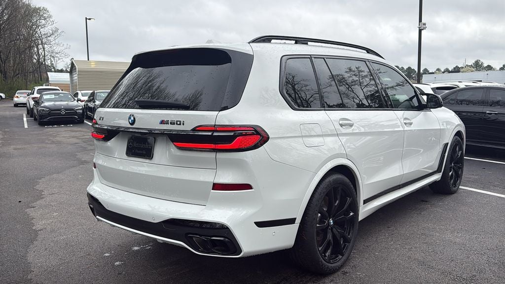 2025 BMW X7 M60i