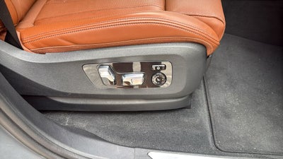 2024 BMW X5 M60i