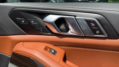 2024 BMW X5 M60i