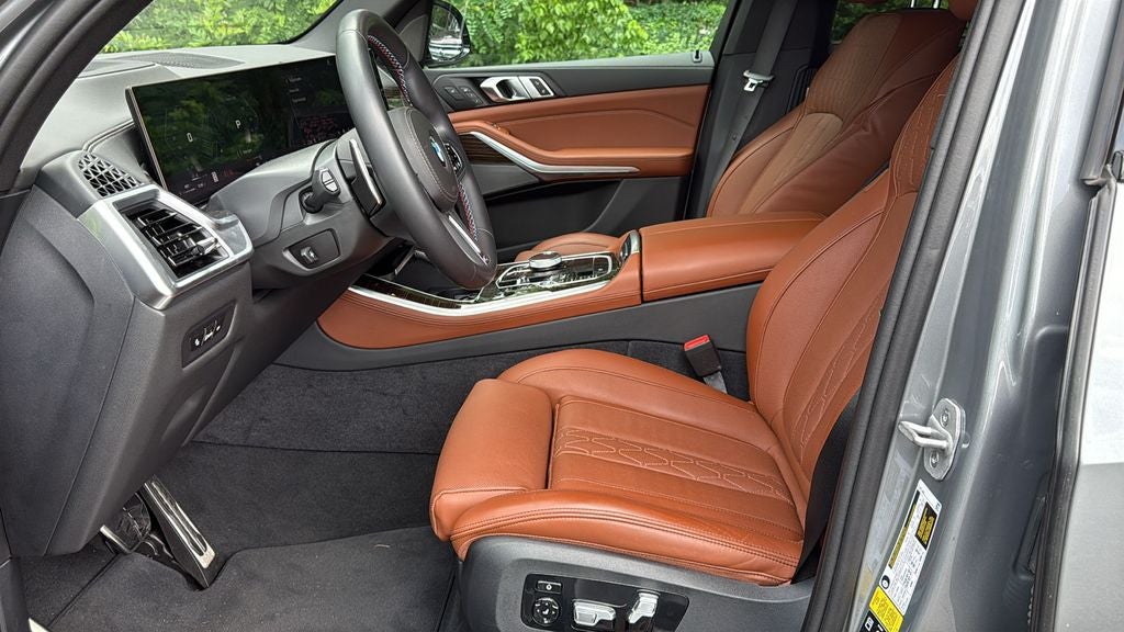 2024 BMW X5 M60i