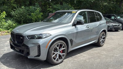 2024 BMW X5 M60i