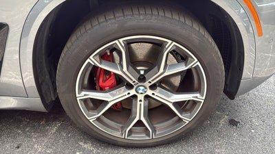 2024 BMW X5 M60i