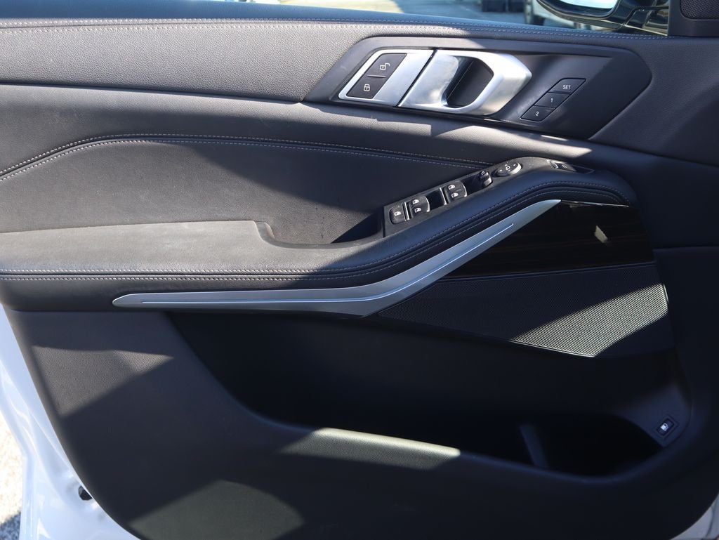 2023 BMW X5 xDrive45e