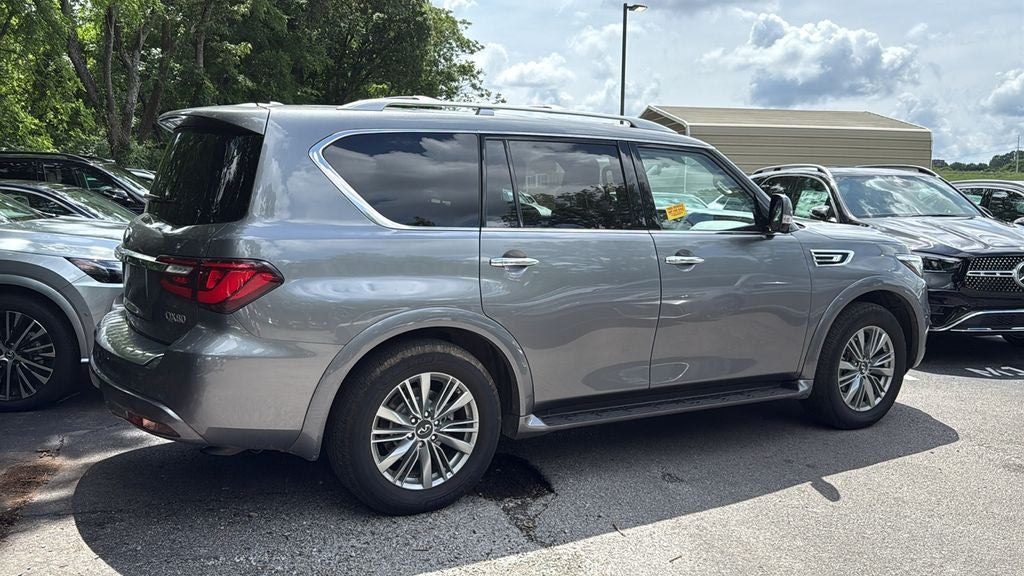 2021 INFINITI QX80 LUXE