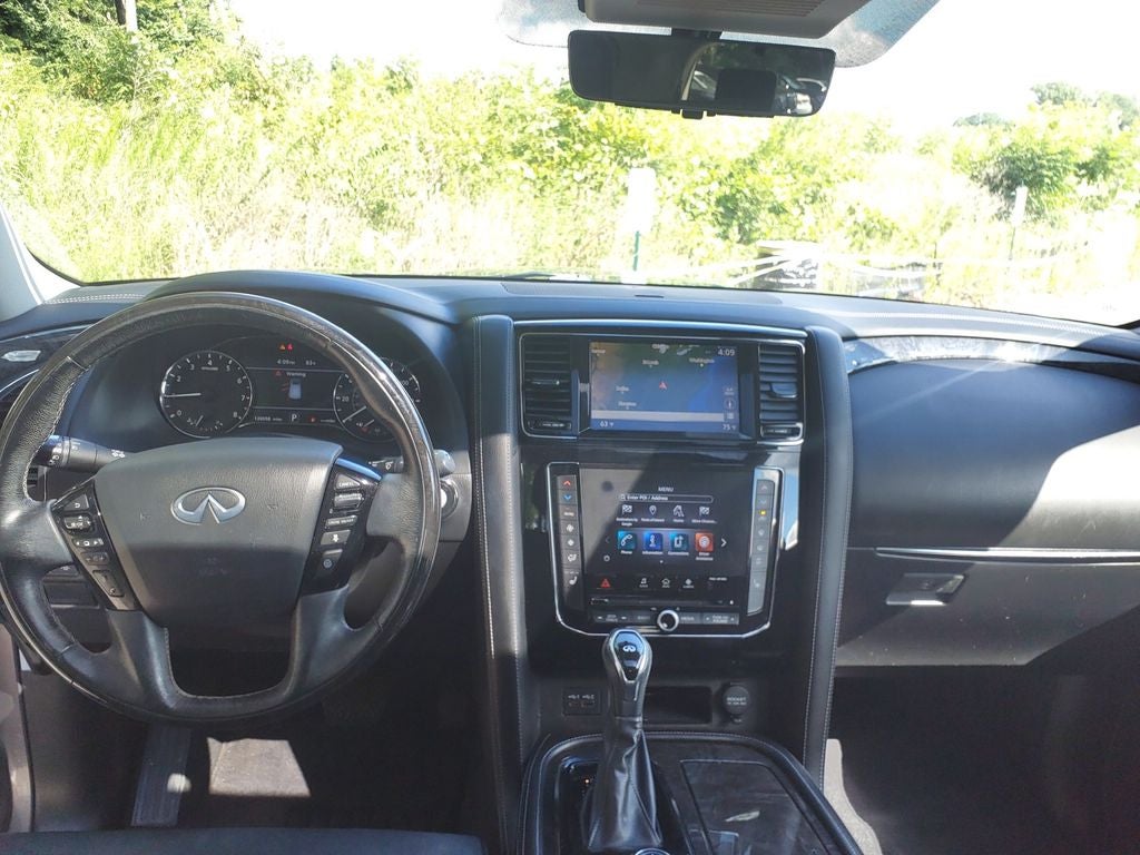 2021 INFINITI QX80 LUXE