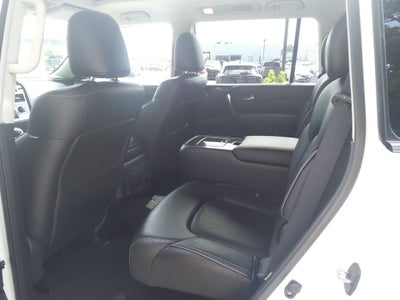 2024 INFINITI QX80 LUXE