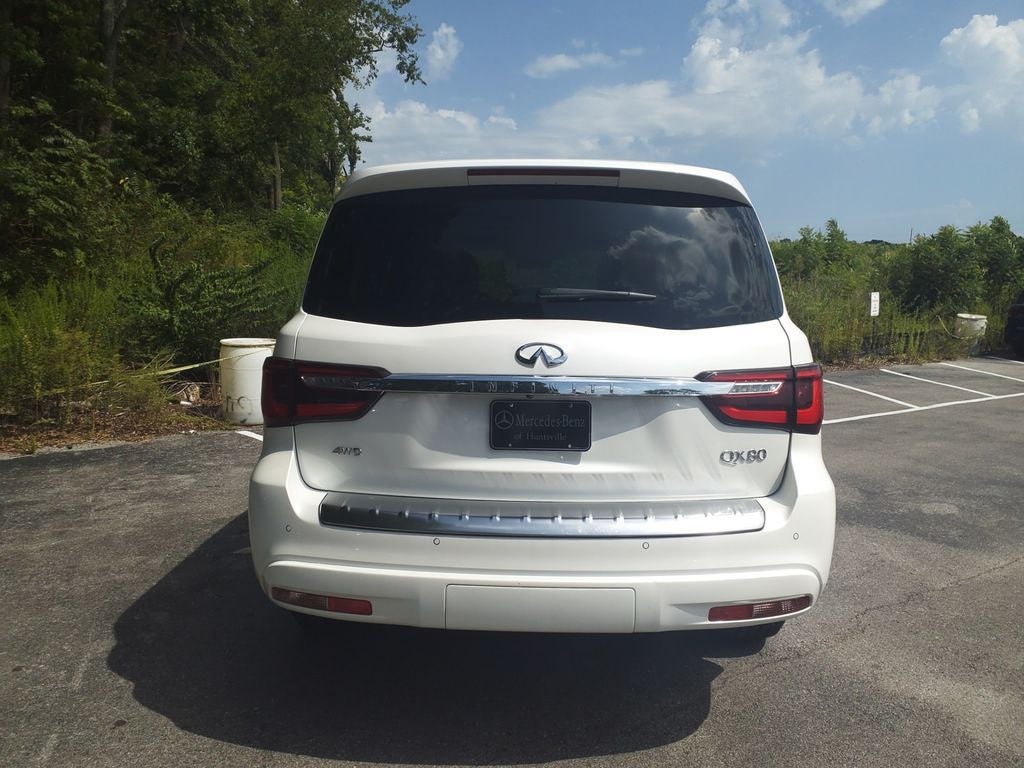 2024 INFINITI QX80 LUXE