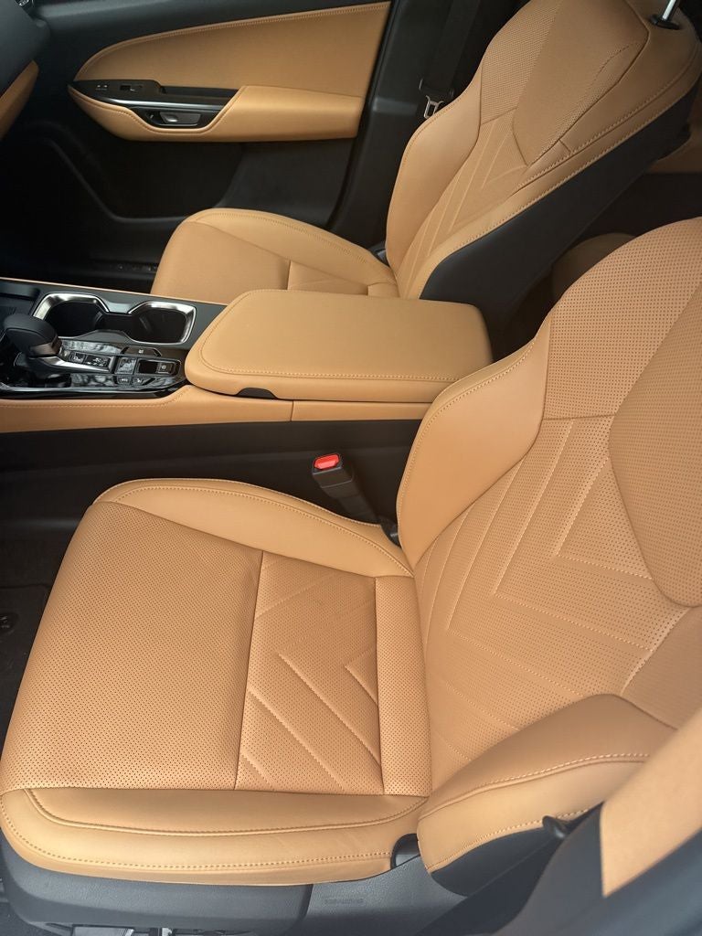 2025 Lexus NX 350h Luxury