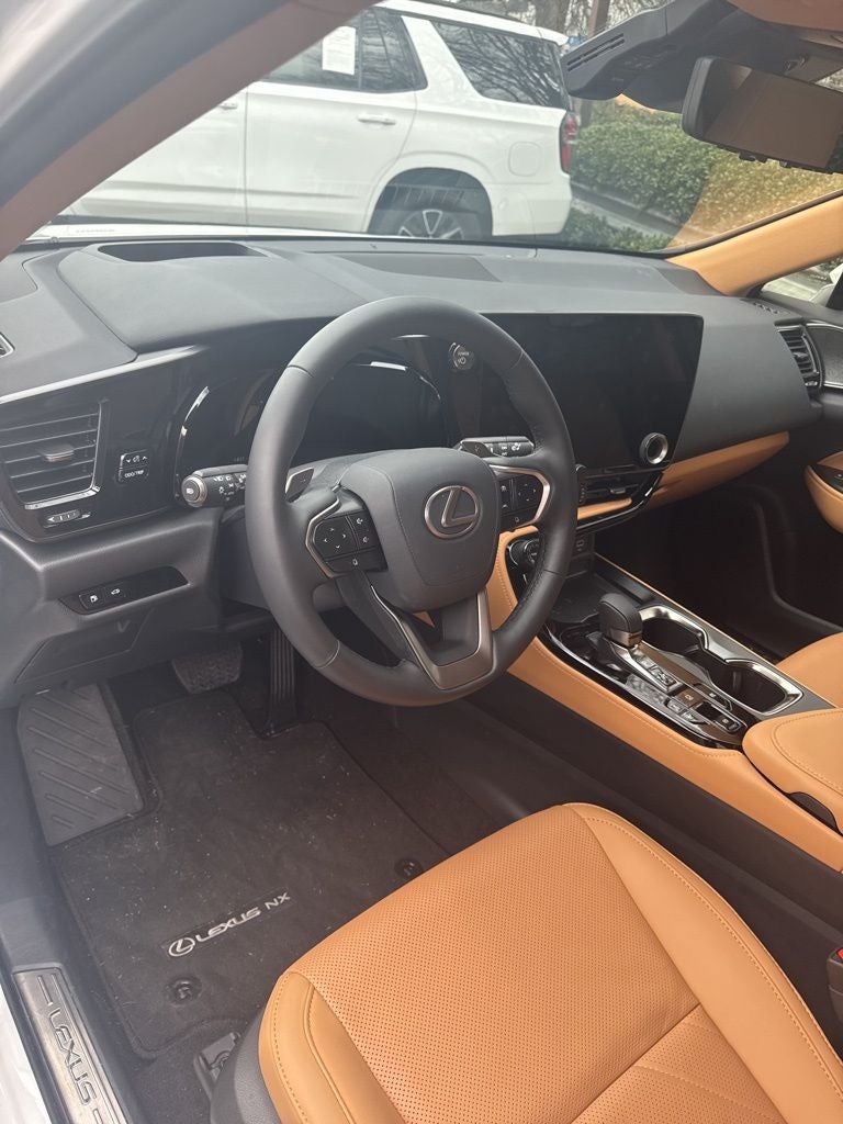 2025 Lexus NX 350h Luxury