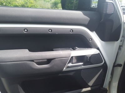2022 Land Rover Defender 90 Standard