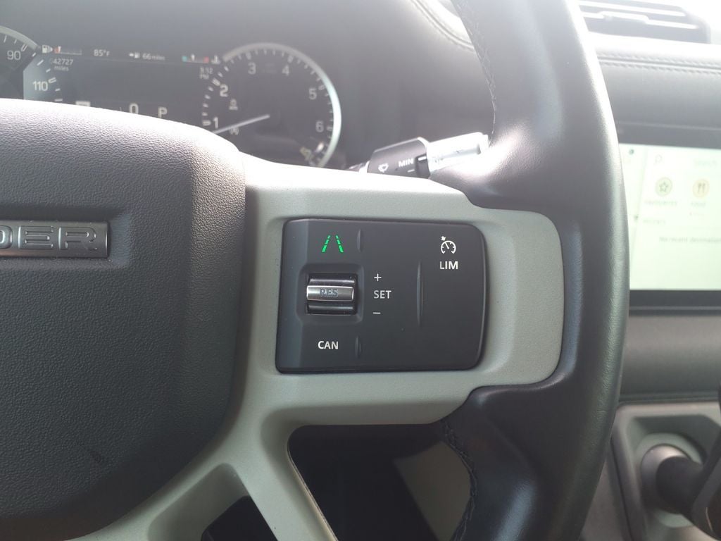 2022 Land Rover Defender 90 Standard