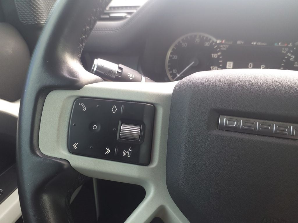 2022 Land Rover Defender 90 Standard