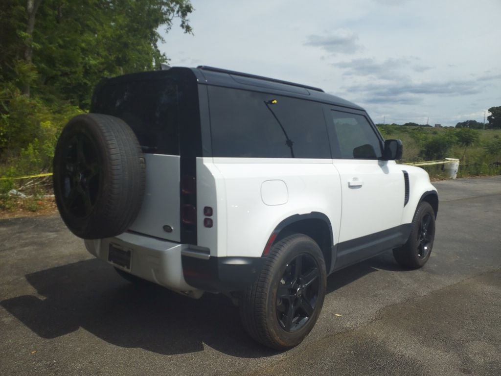 2022 Land Rover Defender 90 Standard