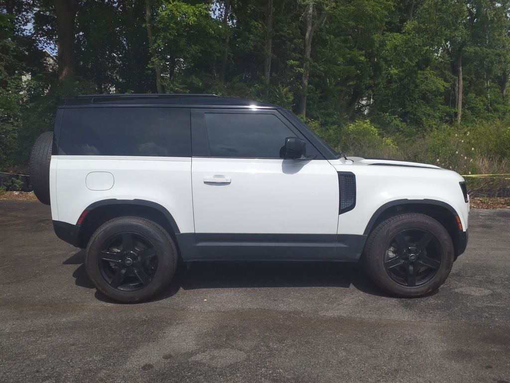 2022 Land Rover Defender 90 Standard