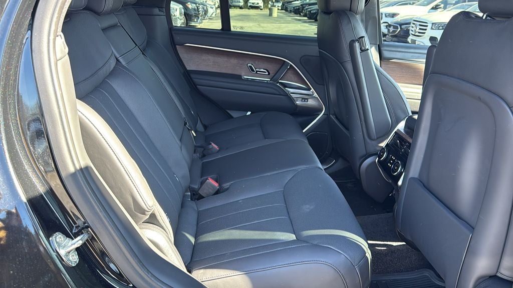 2023 Land Rover Range Rover SE