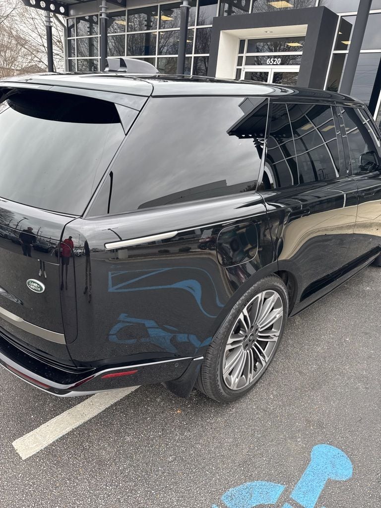 2023 Land Rover Range Rover SE