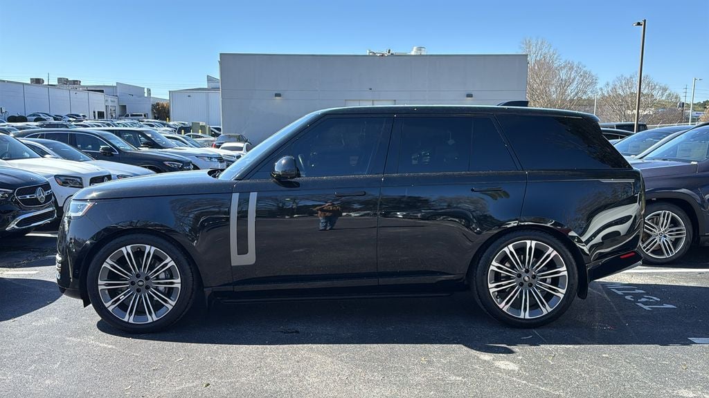 2023 Land Rover Range Rover SE