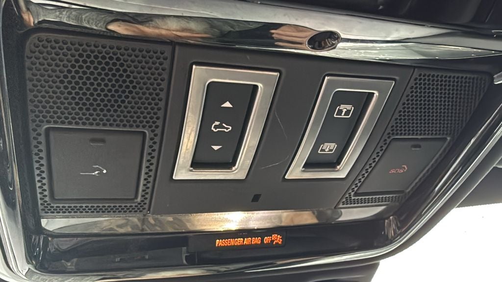 2024 Land Rover Range Rover Velar Dynamic SE