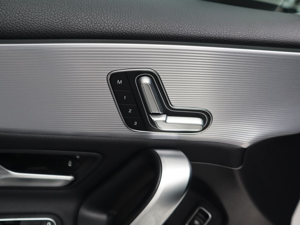 2021 Mercedes-Benz A-Class A 220