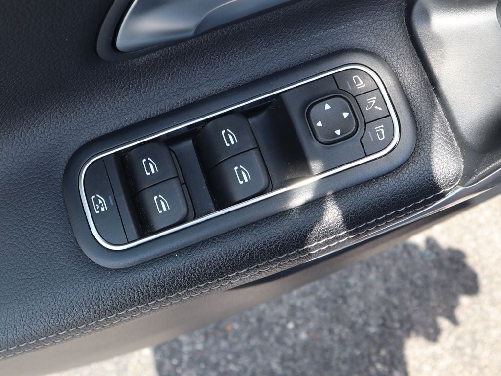 2021 Mercedes-Benz A-Class A 220