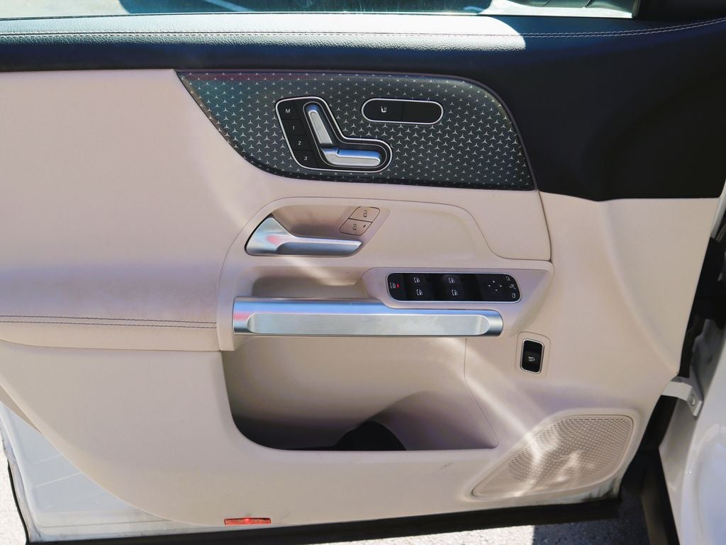 2025 Mercedes-Benz GLB GLB 250