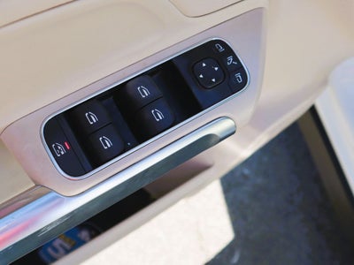 2025 Mercedes-Benz GLB GLB 250