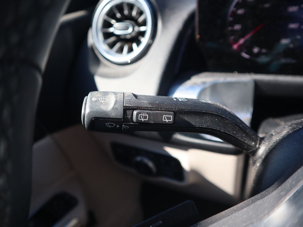 2025 Mercedes-Benz GLB GLB 250