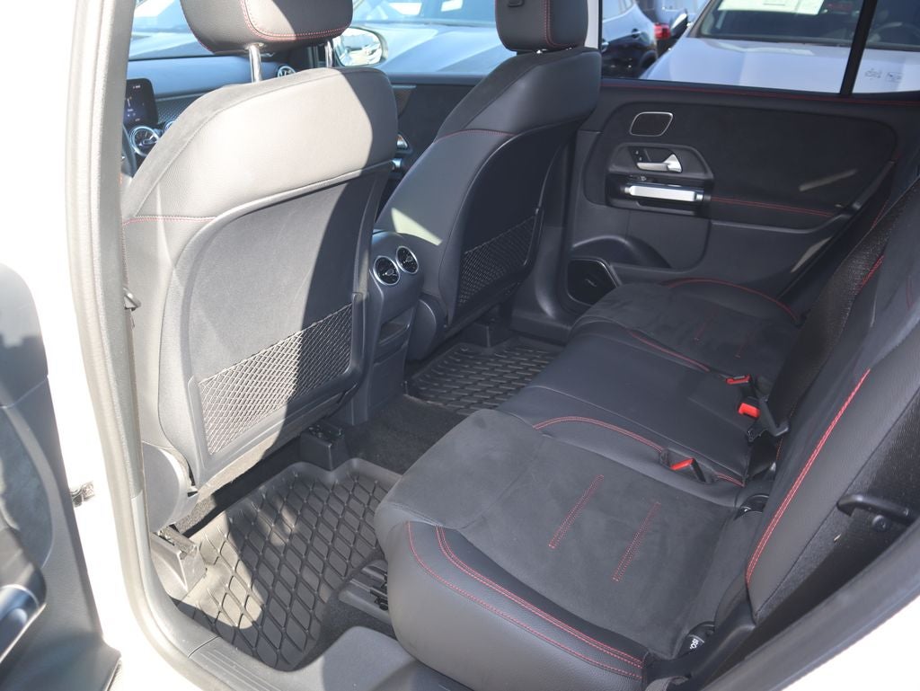 2025 Mercedes-Benz GLB GLB 250