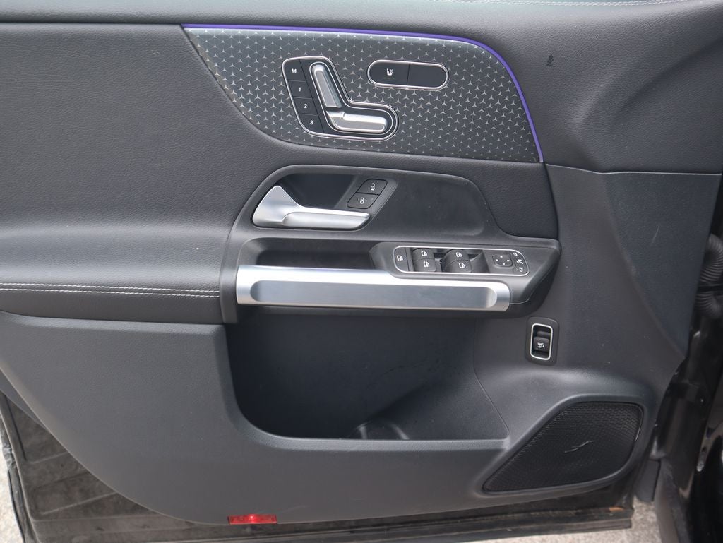 2025 Mercedes-Benz GLB GLB 250