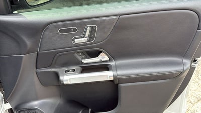 2023 Mercedes-Benz GLB GLB 250 4MATIC®