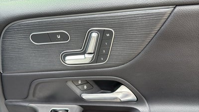 2023 Mercedes-Benz GLB GLB 250 4MATIC®