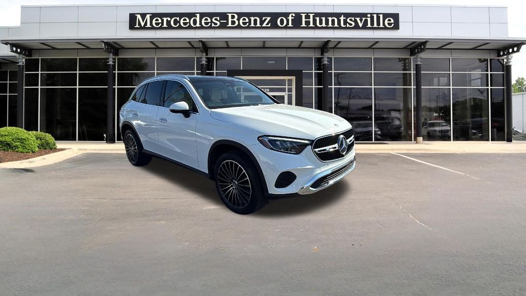 2025 Mercedes-Benz GLC