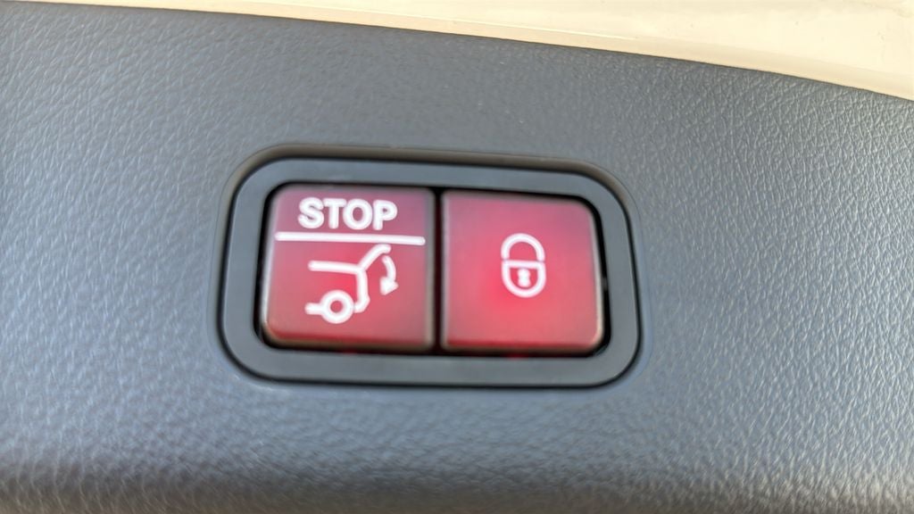 2025 Mercedes-Benz GLC GLC 300