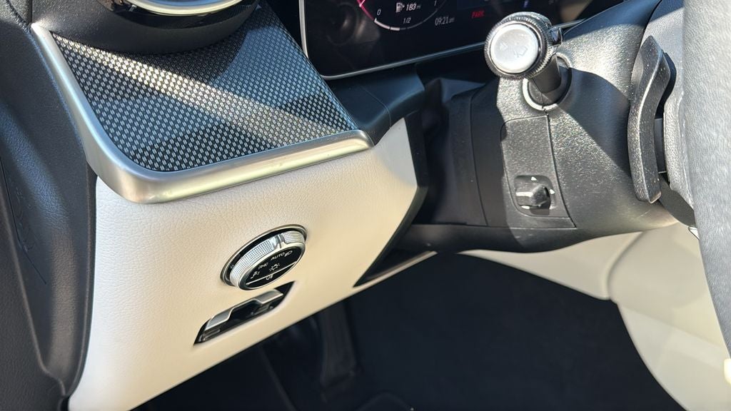 2025 Mercedes-Benz GLC GLC 300