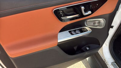 2023 Mercedes-Benz GLC GLC 300