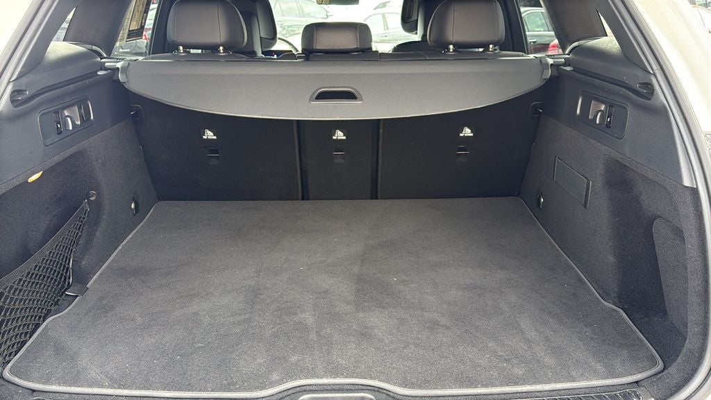 2025 Mercedes-Benz GLC GLC 300