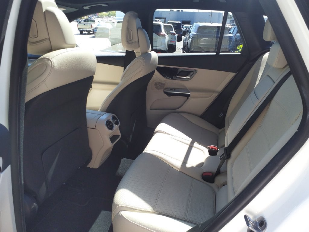2025 Mercedes-Benz GLC GLC 300