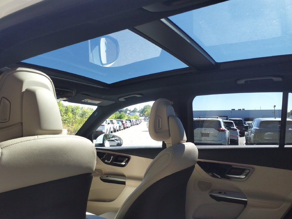 2025 Mercedes-Benz GLC GLC 300