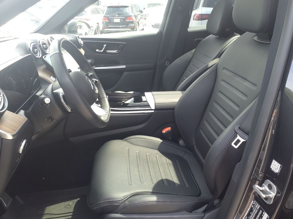 2025 Mercedes-Benz GLC GLC 300 4MATIC®