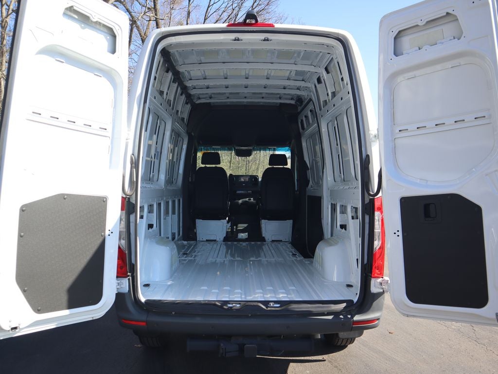 2024 Mercedes-Benz Sprinter 2500 Crew 144 WB