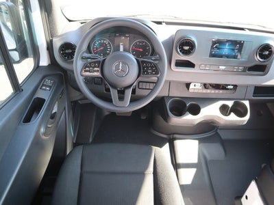 2024 Mercedes-Benz Sprinter 2500 Crew 144 WB