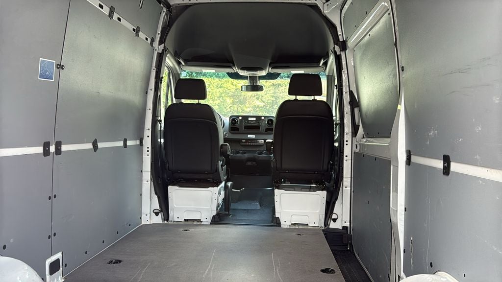 2025 Mercedes-Benz Sprinter 2500 Cargo 144 WB HIGH ROOF