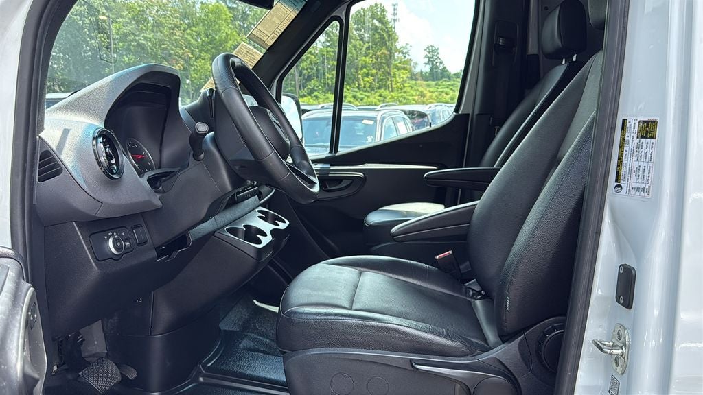 2025 Mercedes-Benz Sprinter 2500 Cargo 144 WB HIGH ROOF